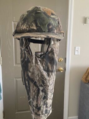 Realtree Camouflage Cap with Face Veil in Green, Brown, Black